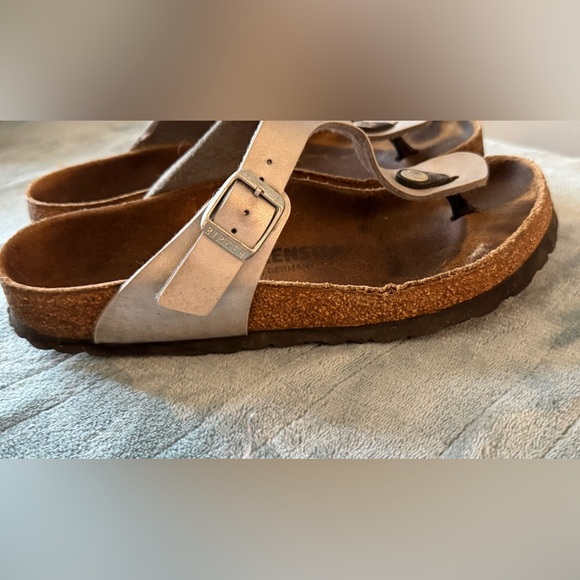 Birkenstock Gizeh Sandals – Silver Leather – Women’s 7 / EU 37– Made in Germany - Picture 2 of 5